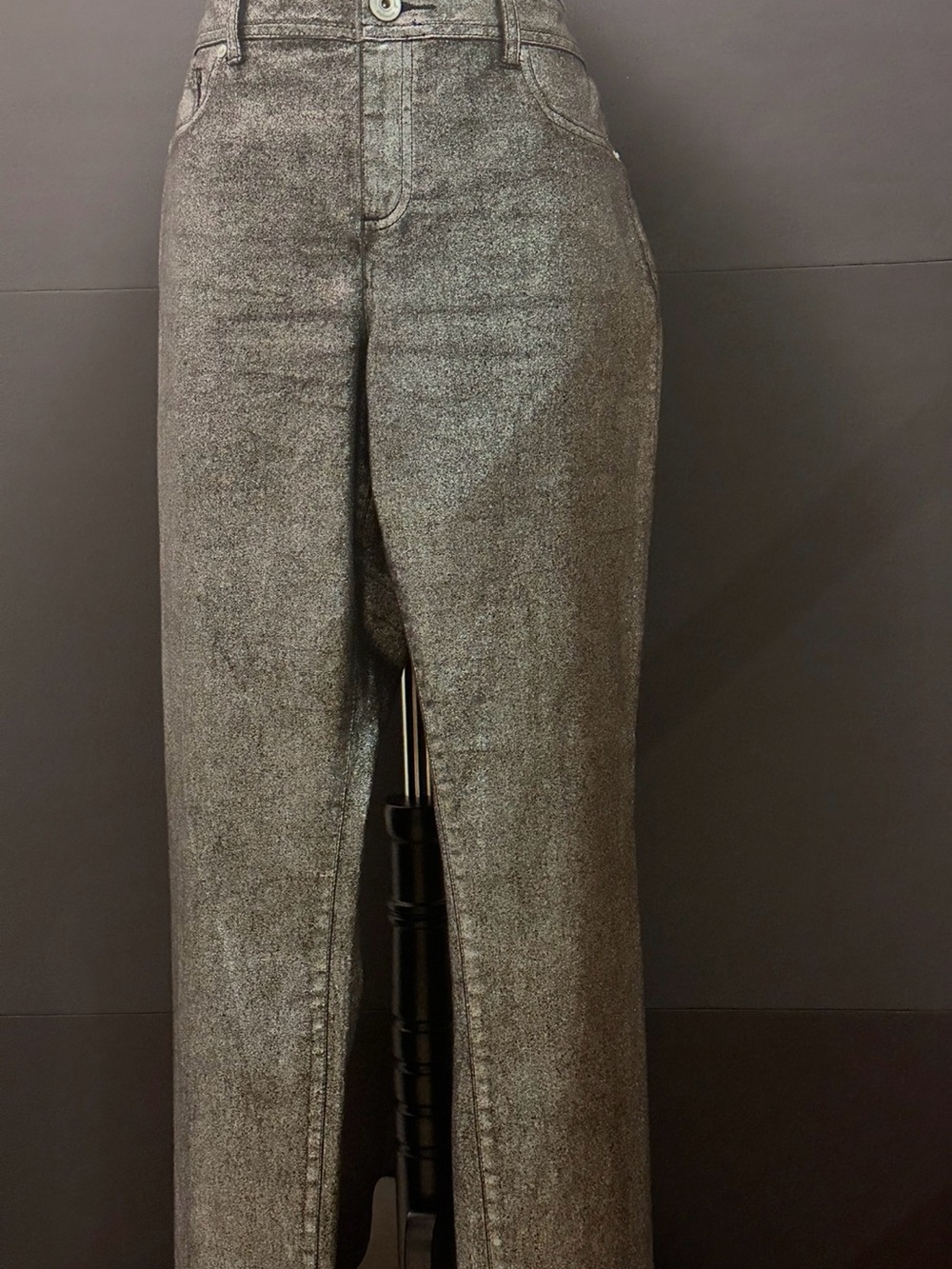High-Rise Metallic Jeans in Shimmering Gray